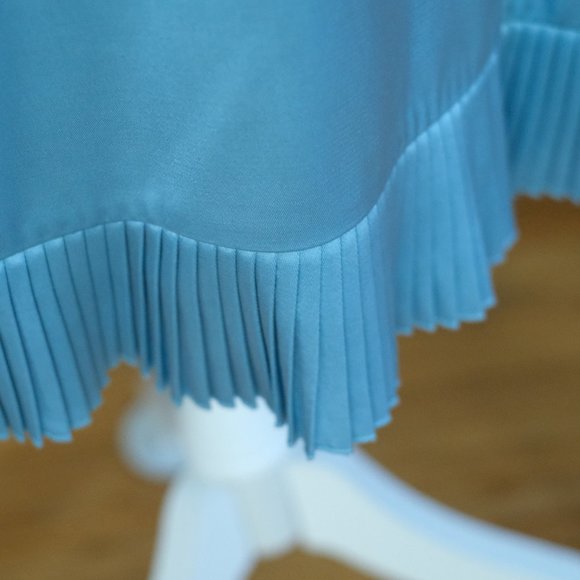 Dress Suit - Picture 8 of 12